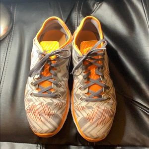 Nike orange and white free TR fit 5